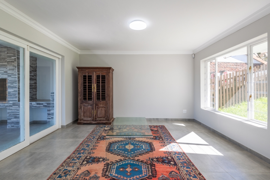 4 Bedroom Property for Sale in Old Place Western Cape